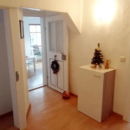 Haus Zum Kleinen Helm *