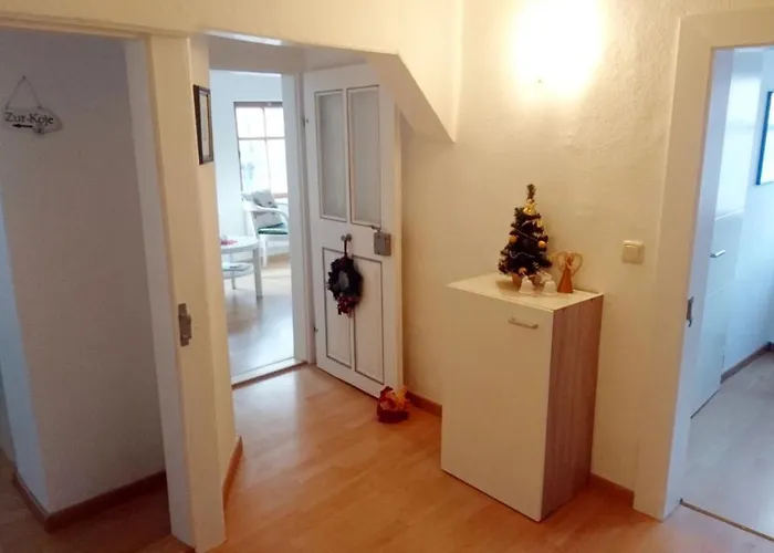 Haus Zum Kleinen Helm *