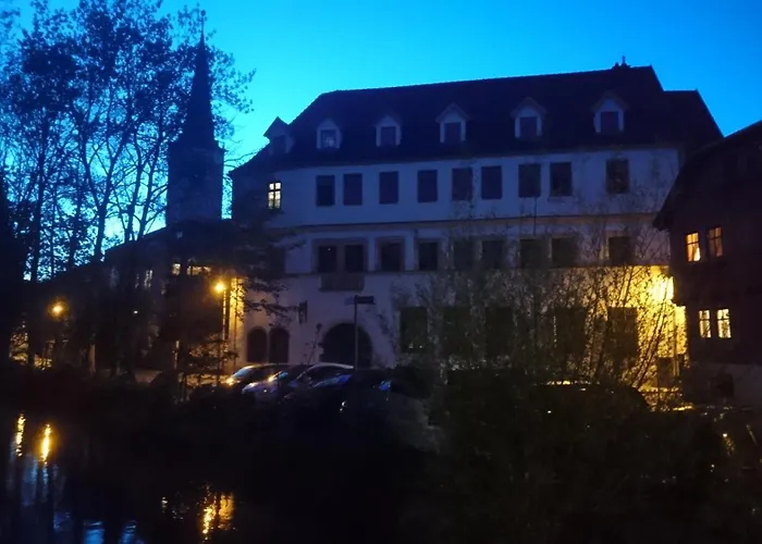 Haus Zum Kleinen Helm Апартаменты Эрфурт