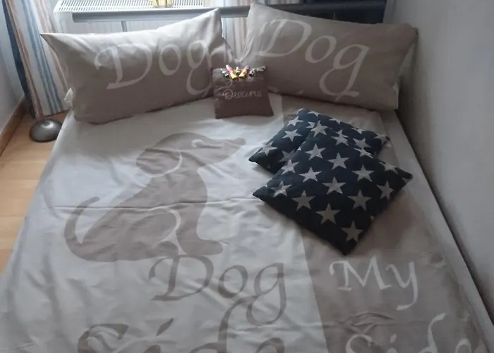 Haus Zum Kleinen Helm