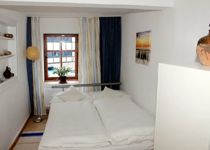 Haus Zum Kleinen Helm Апартаменты